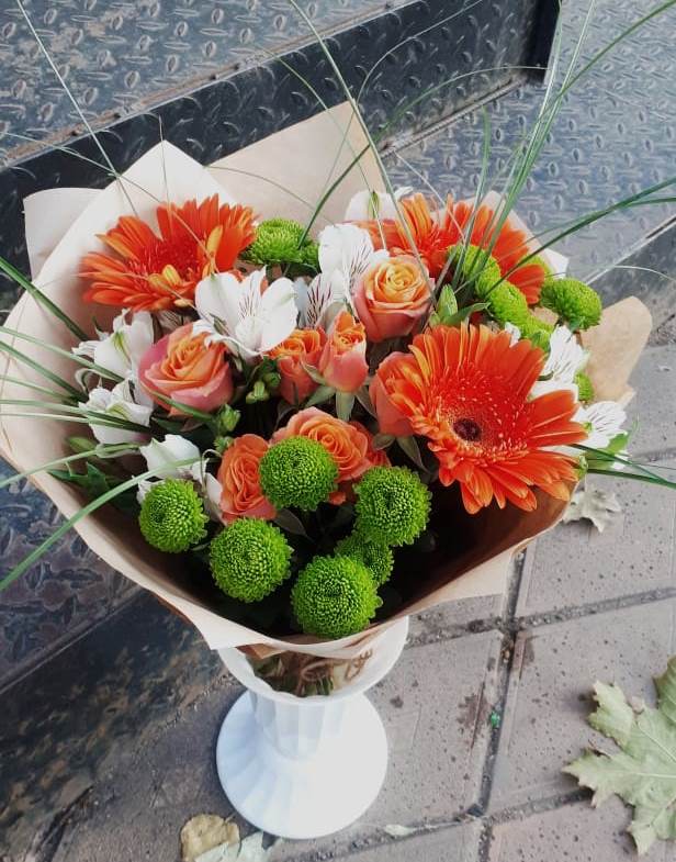 Букет цветов из: Герберы, Хризантемы, Альстромерии и Розы в Дединово