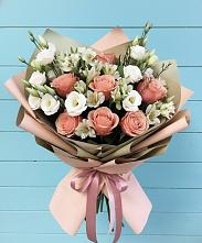 Букет цветов из:  Розы, Альстромерии и Лизиантусы #REPLACE_PRED# Дединово