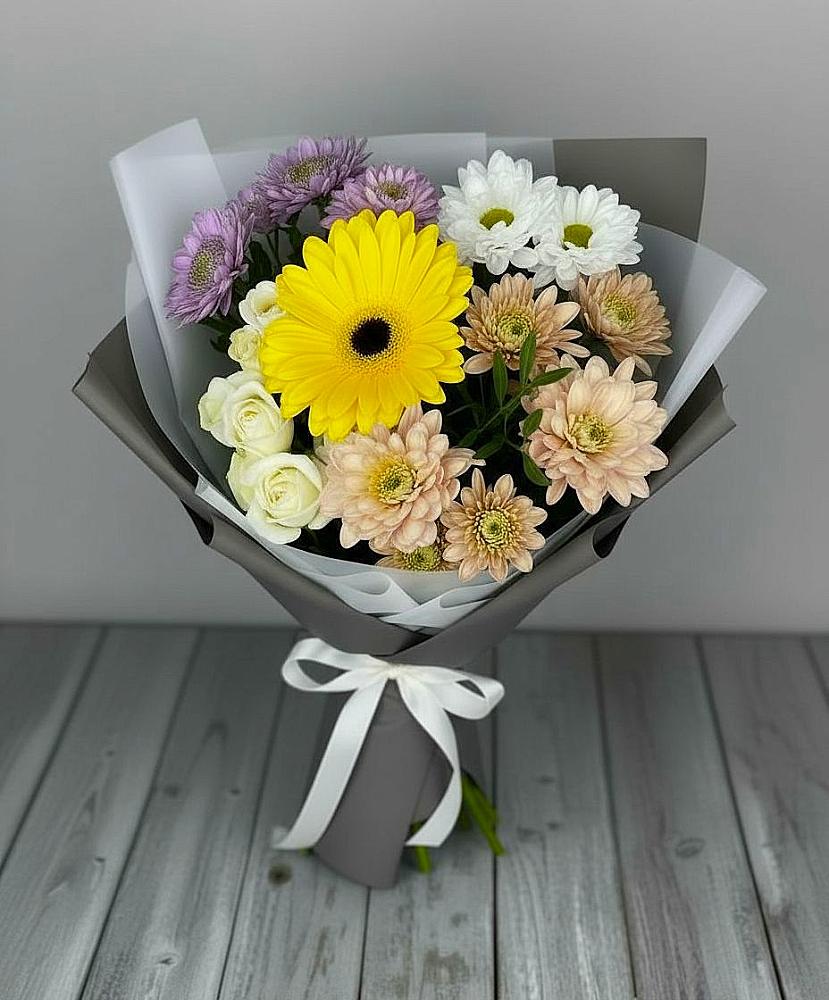 Букет цветов из: Розы, Герберы и Хризантемы в Дединово