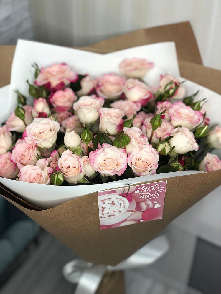 Букет цветов из: Розы в Дединово