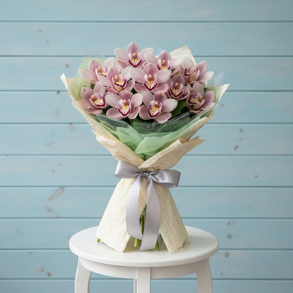 Букет цветов из: Орхидеи и Розы в Дединово