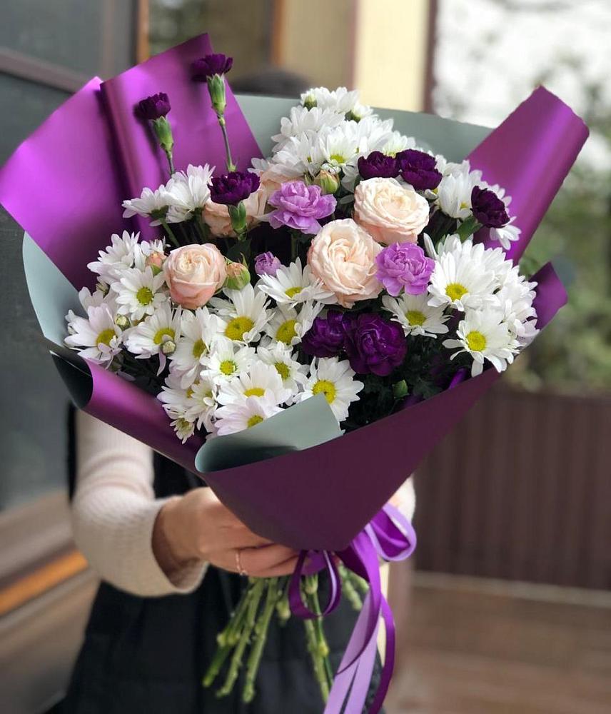 Букет цветов из: Хризантемы, Гвоздики и Розы в Дединово