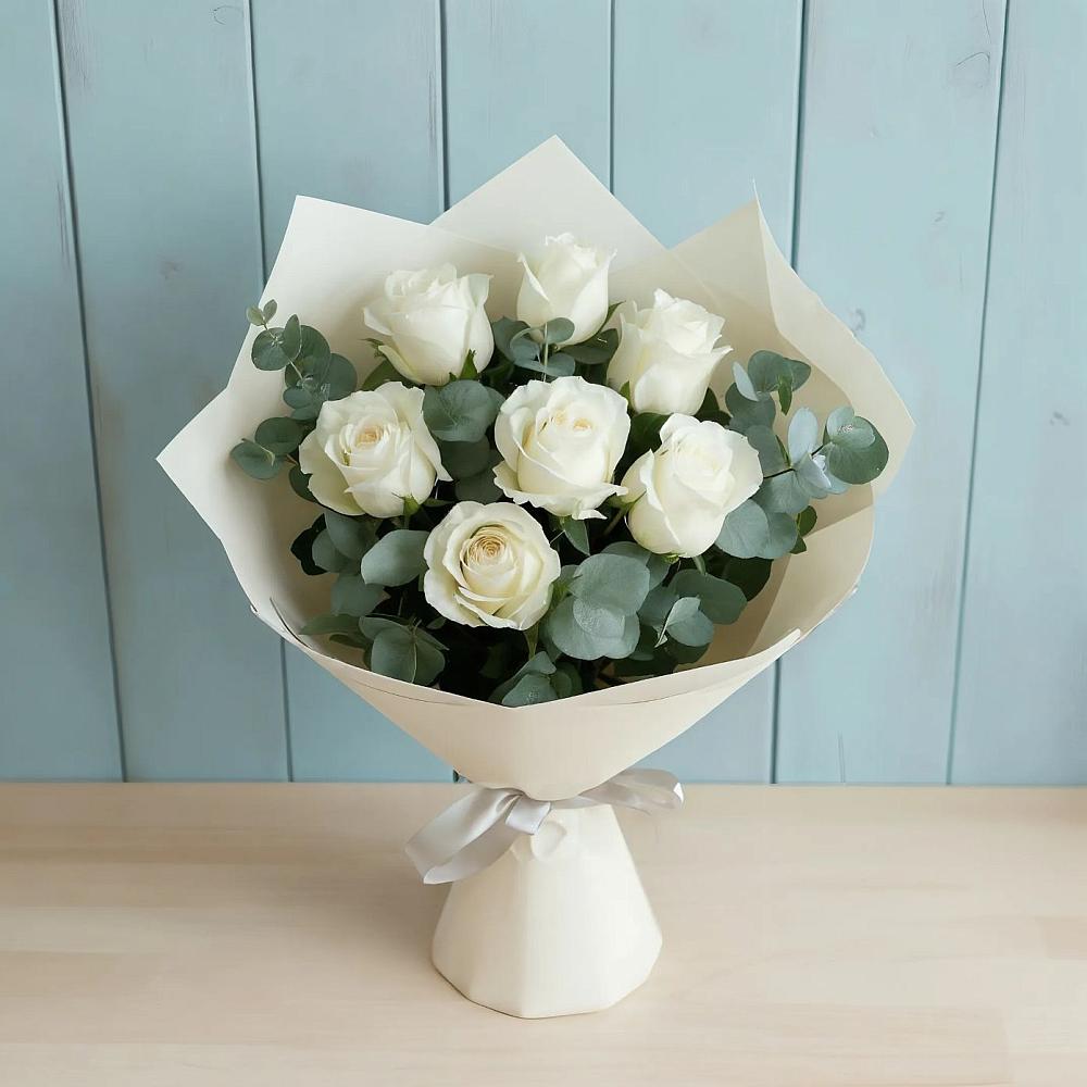 Букет Белые розы в Эвкалипте в Дединово