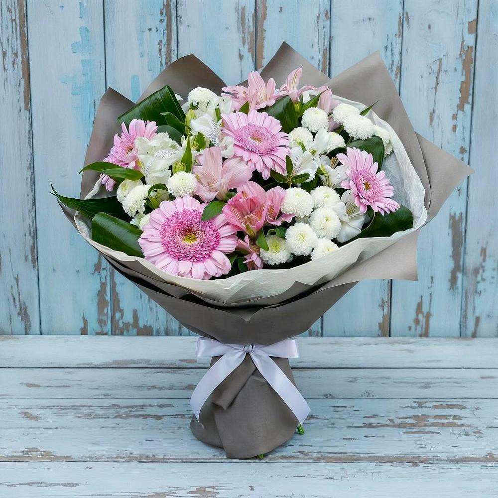 Букет цветов из: Герберы, Альстромерии и Хризантемы в Дединово