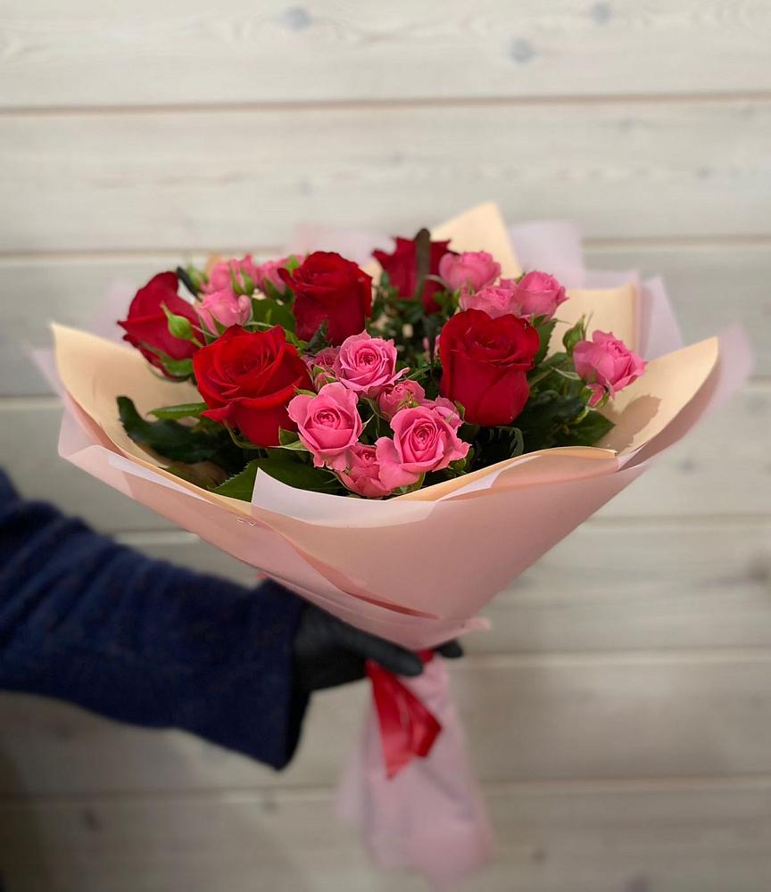 Букет цветов из: Розы в Дединово