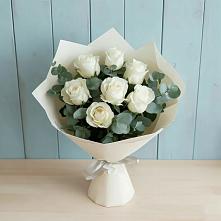 Букет Белые розы в Эвкалипте в Дединово